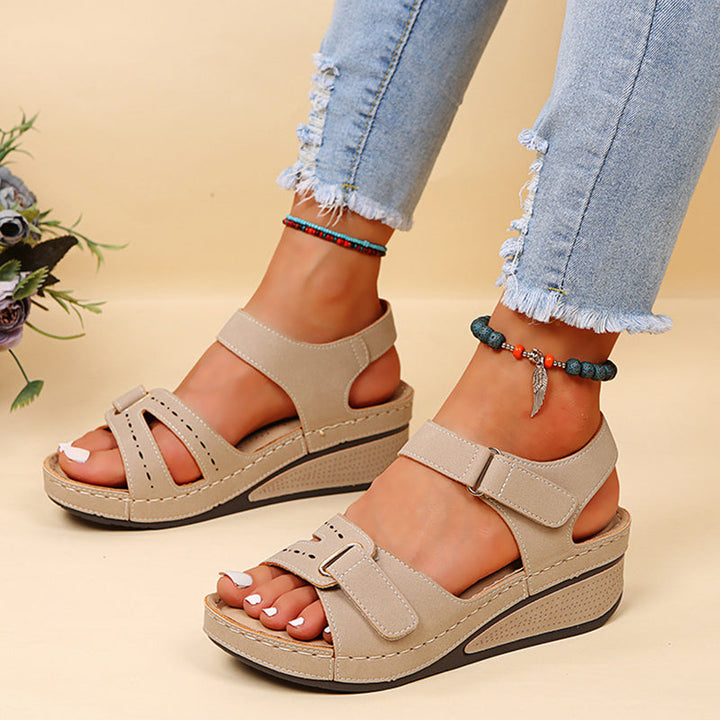 Aurelia - Elegant sandals with comfort and style