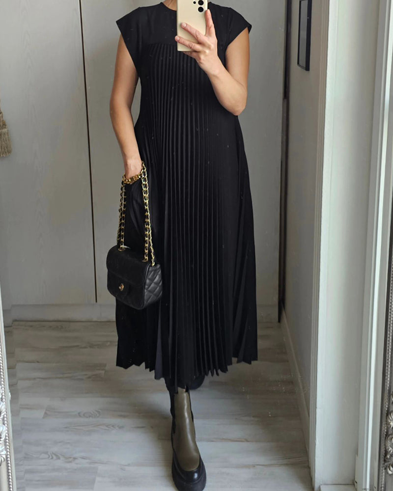 Arabella - Elegant Pleated Dress