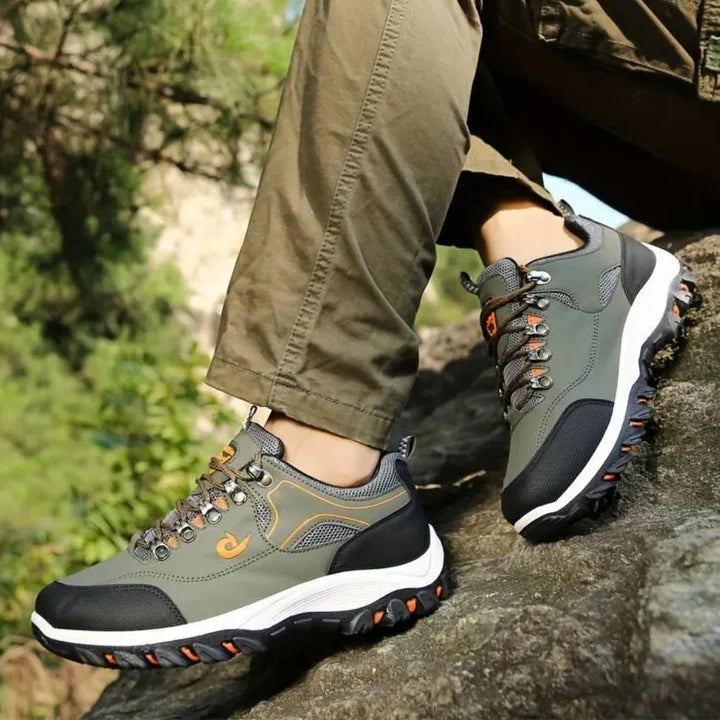 Connor - Orthopedic shoes for outdoor and hiking