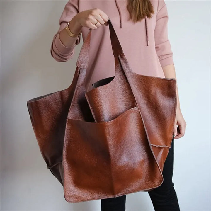 Ruby | Vintage leather bag