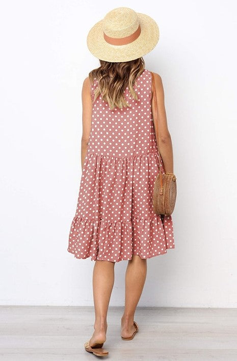 Natalia Jurk | Moeiteloos Stijlvol: Omarm comfort met onze Casual Polka Dot Dress